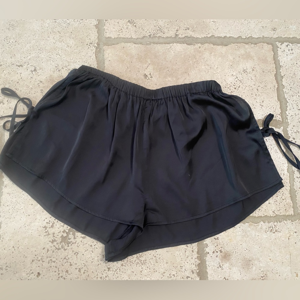 MAJORELLE Midnight Black Shorts - Picture 2 of 4